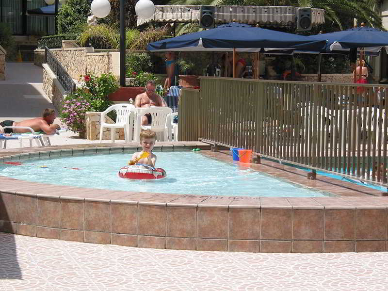 The Santa Maria Hotel Buġibba Buitenkant foto
