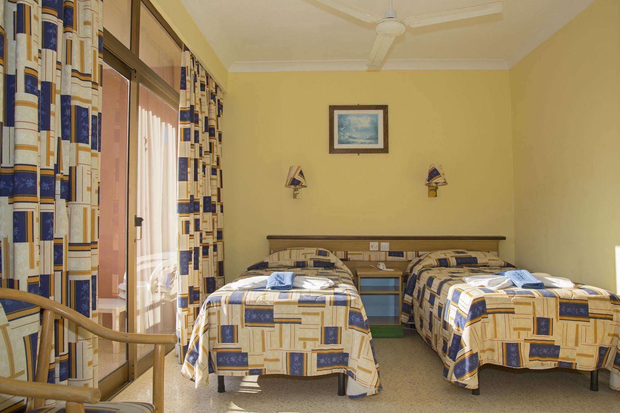 The Santa Maria Hotel Buġibba Buitenkant foto